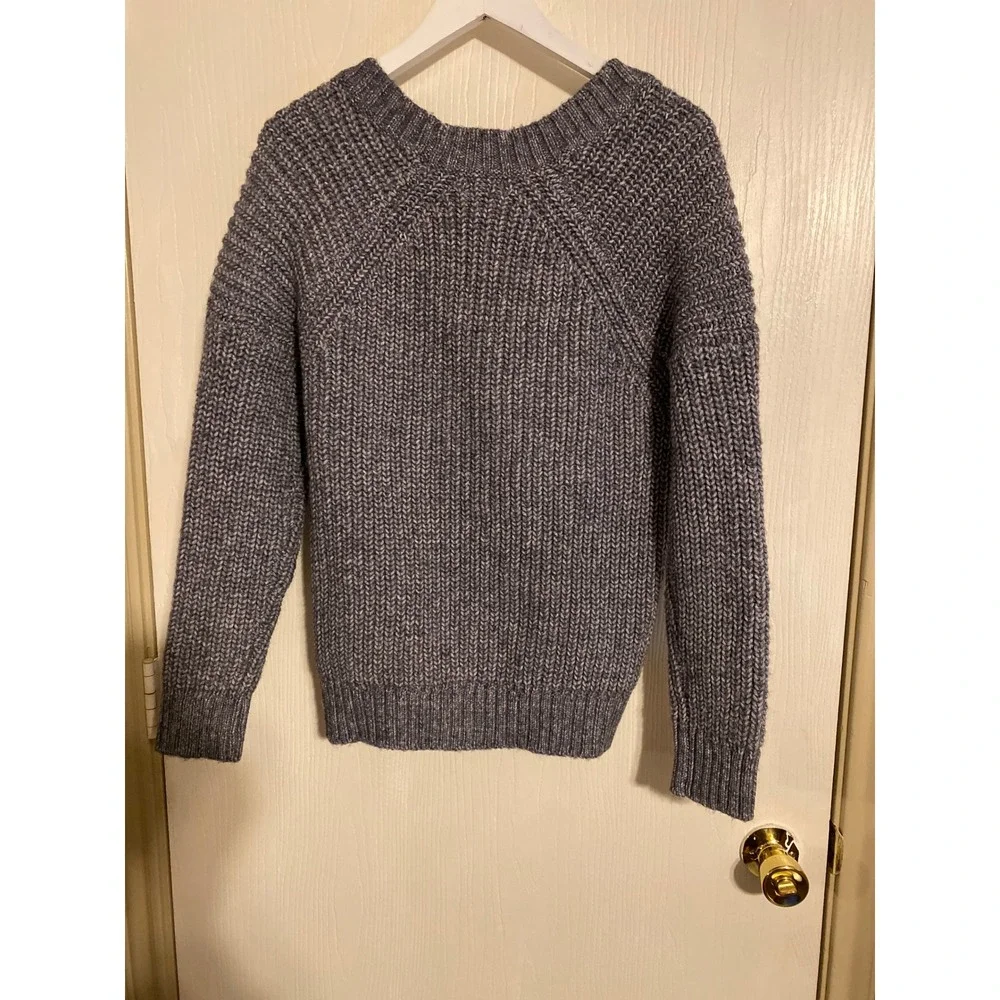 Olivia Sky Womens Grey Shaker Stitch V-Neck Button Front Cardigan Sweater M 0459